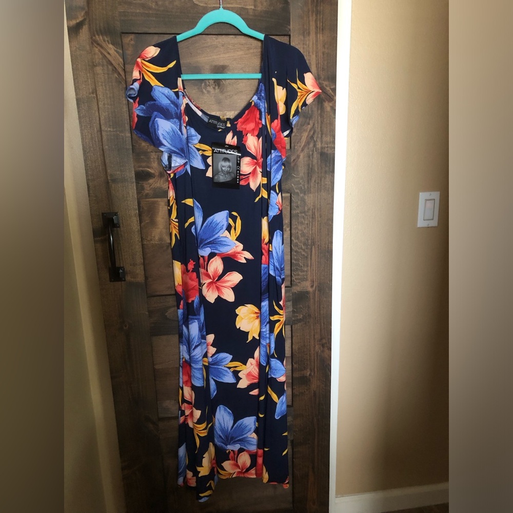 Knit maxi dress by Attitudes by Renee